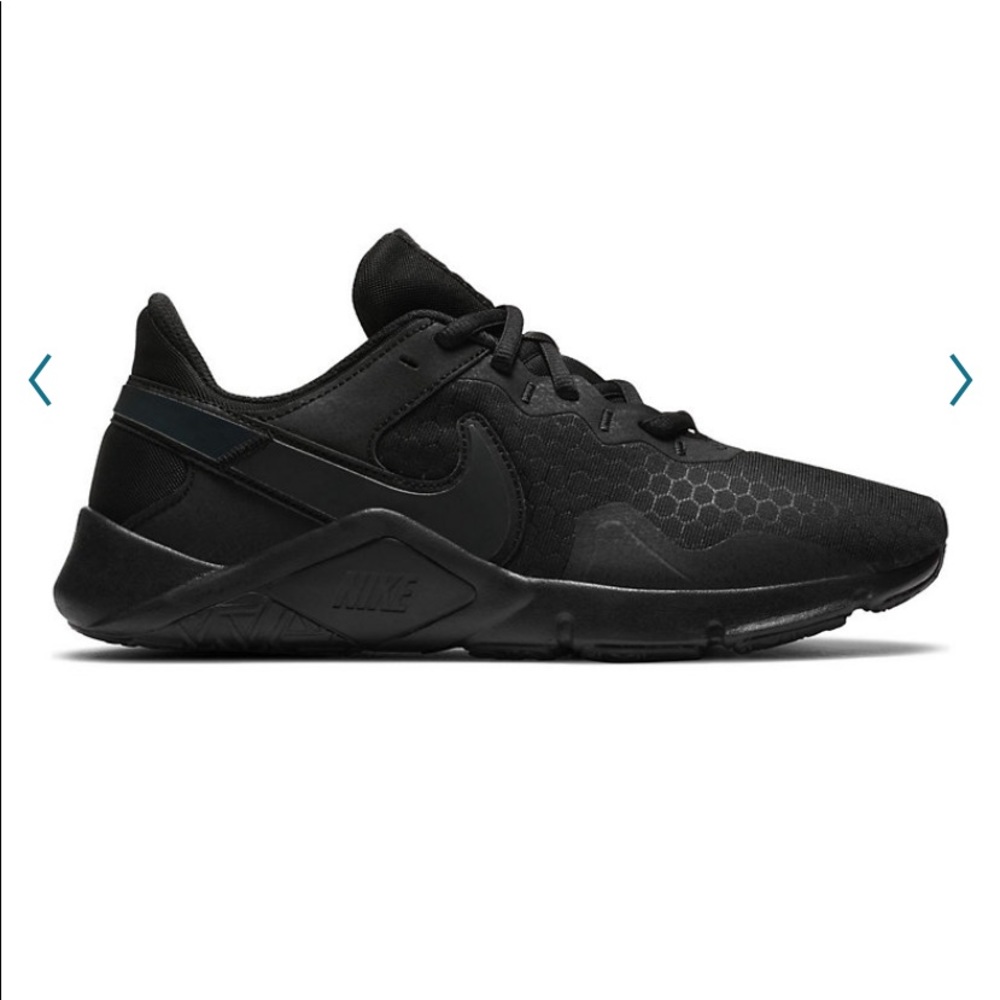 BRAND NEW Women’s Nike Legend Essential 2